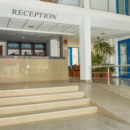 One Bedroom In Complex Apartament